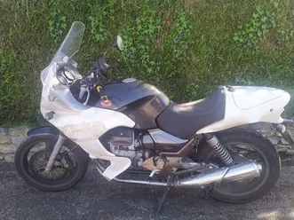 guzzi-breva-750-a-restaurer-avec-kit-de-carrosserie-de-la-police