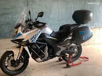 vds-cfmoto-650mt-2022