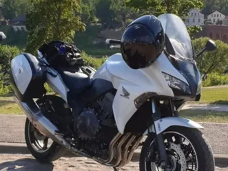 amazing-honda-cbf-1000-fa-abs-2011-pearl-white