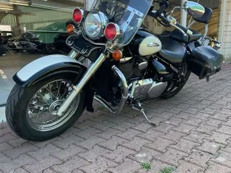 suzuki-vl-800-intruder-veluzia