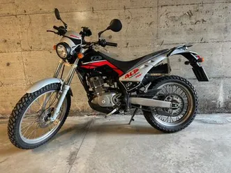 vendo-betamotor-alp-200-4t-1999-06-usata-a-la-spezia-codice-9704063-moto-it