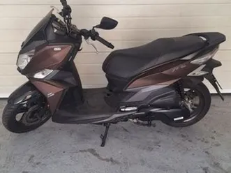 sym-jet-14-abs-carcavelos-e-parede