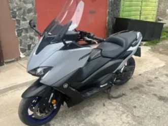 yamaha-t-max-560i-led-abs-tcs-a2