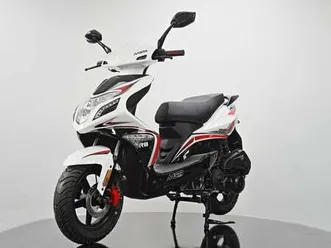 new-mgb-r8-125-cc-sports-scooter-affordable-reliable-commuter-a1-licence-learn
