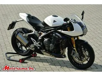 triumph-speed-triple-1200-rr-2022-300-km-motorama