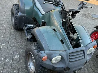 aeon-overland-180-teilzerlegt-mit-neuteilen-1-hand