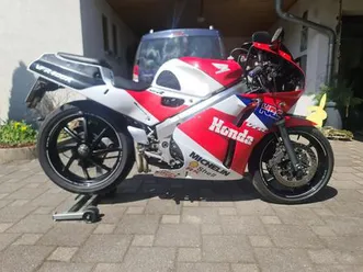 honda-vfr400-nc30