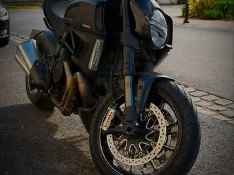 ducati-diavel-carbon-abs