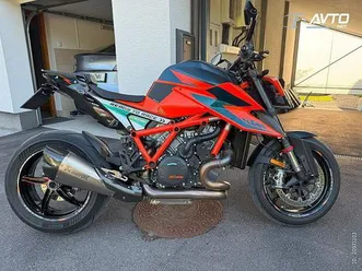 ktm-1290-superduke-r