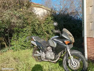 donne-honda-varadero-125