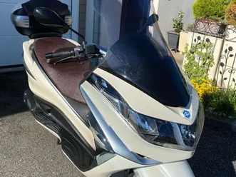 scooter-piaggio-x10-125-cc-executive-asr-abs