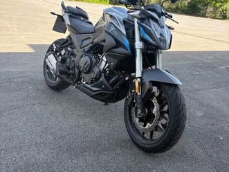 voge-500-r-14-900-km-unfallfrei-tuv-neu