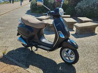 vespa-125-lx