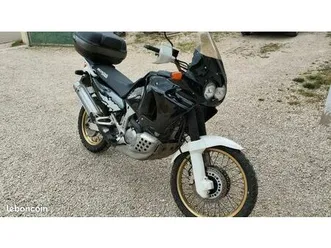 honda-750-africa-twin-rd07