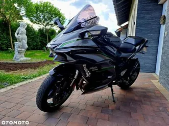 kawasaki-ninja-h2-sx