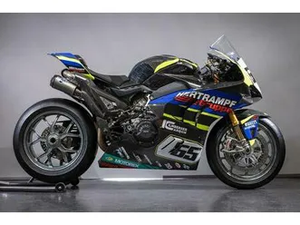 ducati panigale v4r sbk idm race track by hertrampf