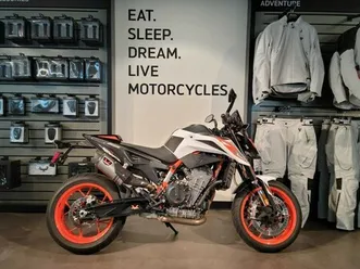 2021-ktm-duke-890-r