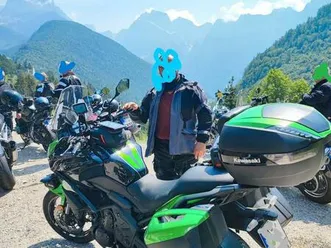 kawasaki versys 650 umgerüstet auf grand tourer