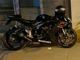 suzuki-gsxr-600-k7