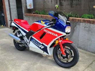 1986-honda-vf1000r