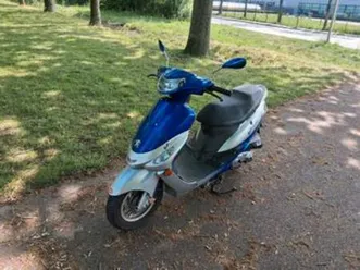 peugeot-v-clic-scooters-peugeot-marktplaats