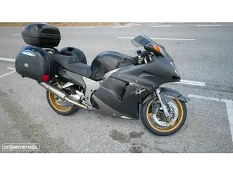 honda-cbr-cbr-1100-xx-super-blackbird