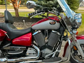 2002-victory-v92-touring-cruiser-deluxe