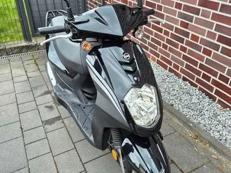 sym-symply-50-motorroller-ez-06-2017-top