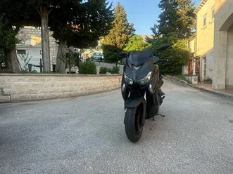 yamaha-xmax-400-momo-design-2014-god