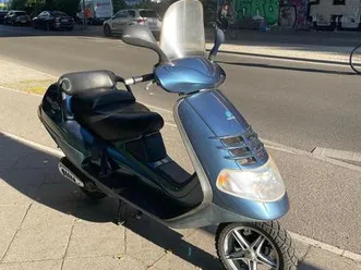 piaggio-hexagon-125-lx