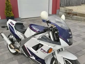 yamaha-fzr-1000-3le
