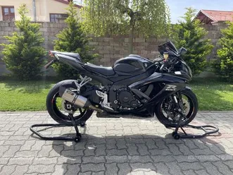 suzuki-gsx-r-750