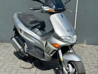 gilera-runner-fx-dd-125cc-172cc-180cc-skr-zip-piaggio-scooters-piaggio-marktplaats