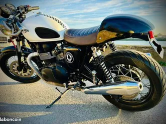 triumph-thruxton-900-ace-london