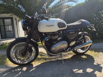 triumph-thruxton-1200-etat-irreprochable-equipements-haut-de-gamme