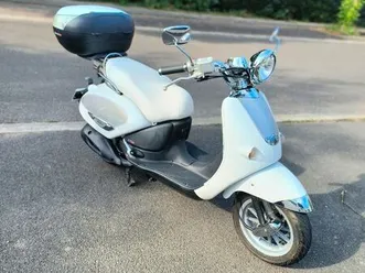 scooter-125-cm3-aprilia