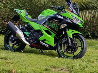 kawasaki-ninja-400-2020