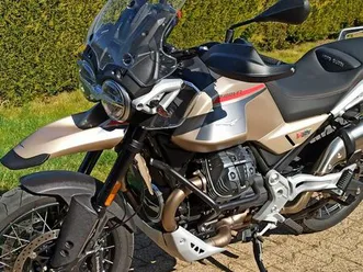 moto-guzzi-v85-tt-travel-2024-1ere-main-etat-neuf