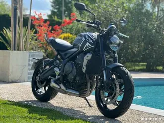 triumph-trident-660-a2