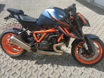 ktm-1290-superduke-940-km