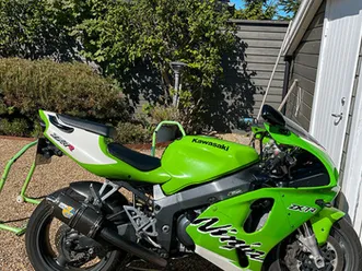 kawasaki-zx-7r