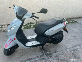 scooter-kisbee-4-temps