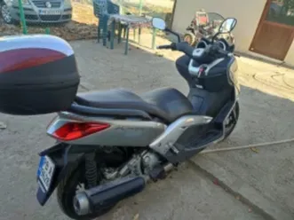 yamaha-x-max-250