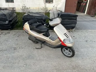 skuter-piaggio-hexagon-125-180-cc-2t-sprawny-zarejstrowany-dobry-stan-osiek