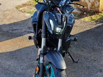 yamaha-mt-07-689-cm3-samo-600-km-2023-god