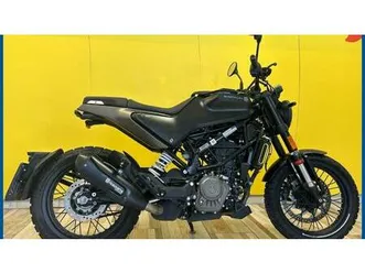 vendo husqvarna svartpilen 125 (2021 - 23) usata a nerviano (codice 9708016) - moto.it