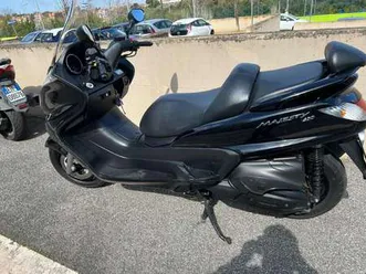 yamaha-majesty-400-nero