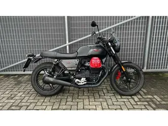 vendo moto guzzi v7 iii carbon (2018 - 20) usata a vigevano (codice 9708015) - moto.it