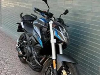 voge-brivido-500r-con-a2