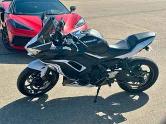 2020-kawasaki-ninja-650-abs-traction-control-dual-led-headlights